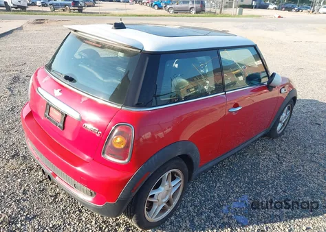 2008 Mini Cooper S из США, поврежденный, VIN WMWMF73598TV32869